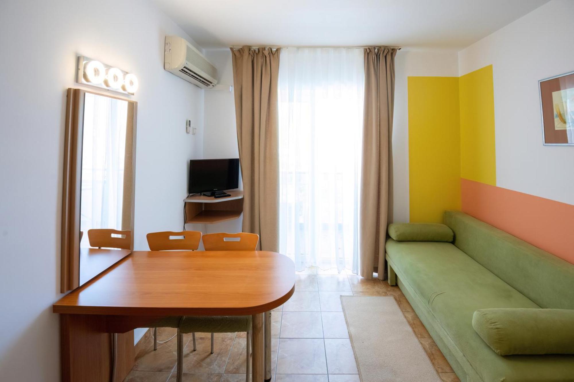 Complex Modern All Inclusive Mamaia Exterior foto